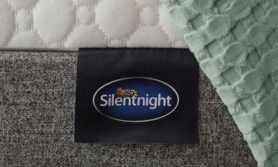 Silentnight 7 Zone Memory Foam Rolled Mattress | Made in the UK | |Medium Firm |King,White